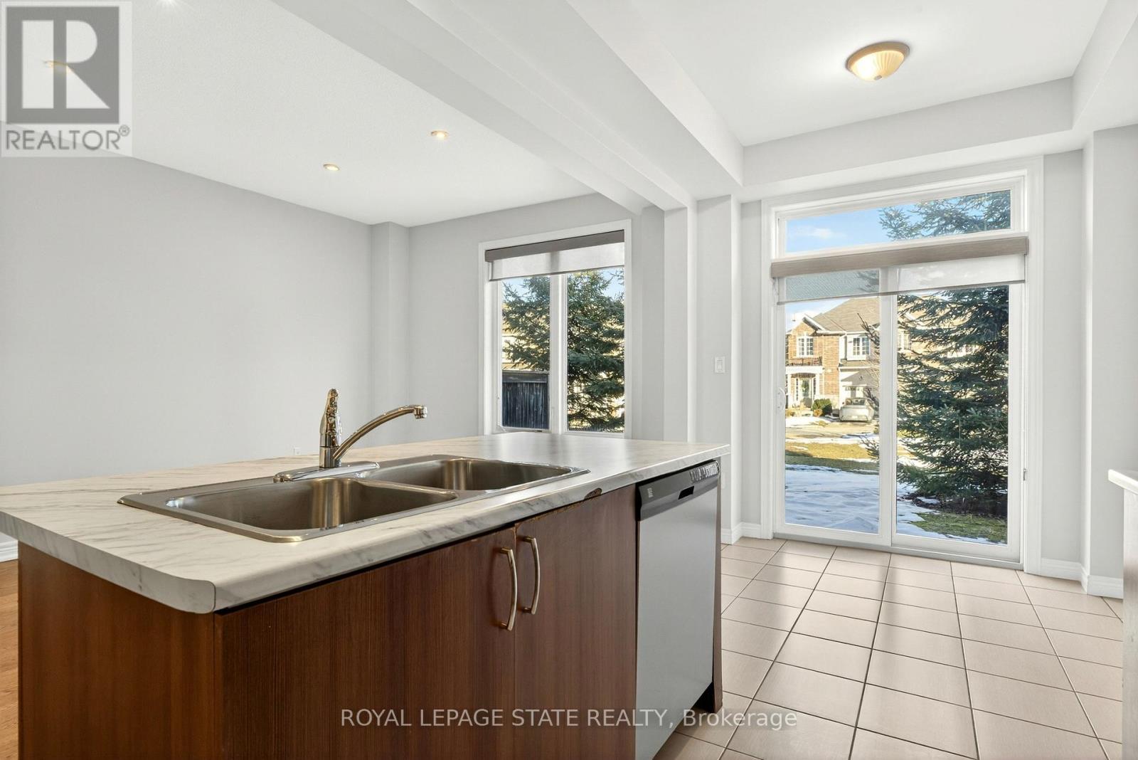 34 - 90 Raymond Road, Hamilton (Meadowlands), Ontario  L9K 0G6 - Photo 19 - X12844324