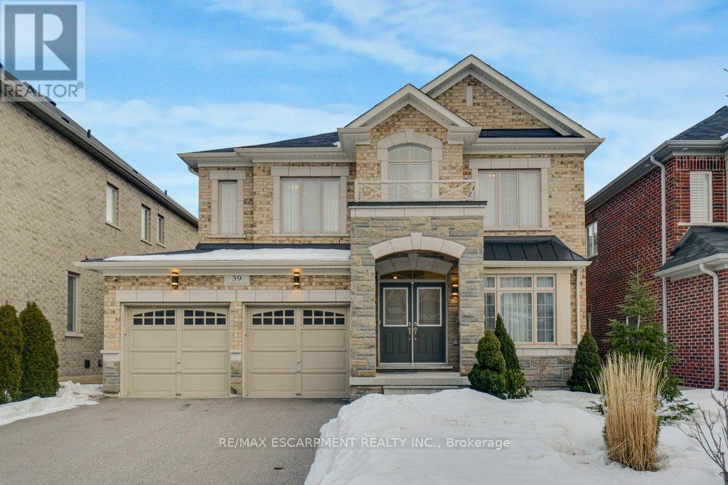 39 AVANTI CRESCENT, hamilton (waterdown), Ontario