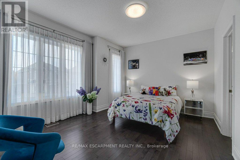 39 Avanti Crescent, Hamilton, Ontario  L8B 1W7 - Photo 29 - X12844432