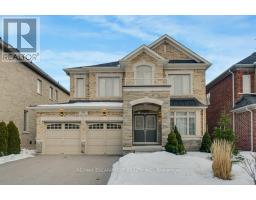 39 AVANTI CRESCENT, Hamilton, Ontario