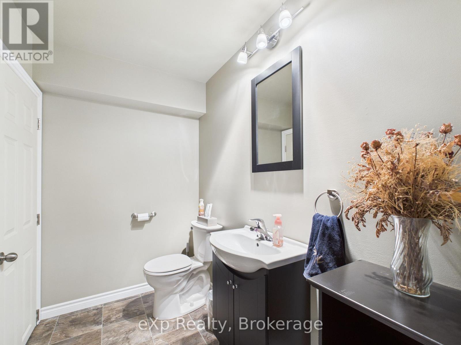 953 Greenock-Brant Line, Brockton, Ontario  N0G 1J0 - Photo 21 - X12839016