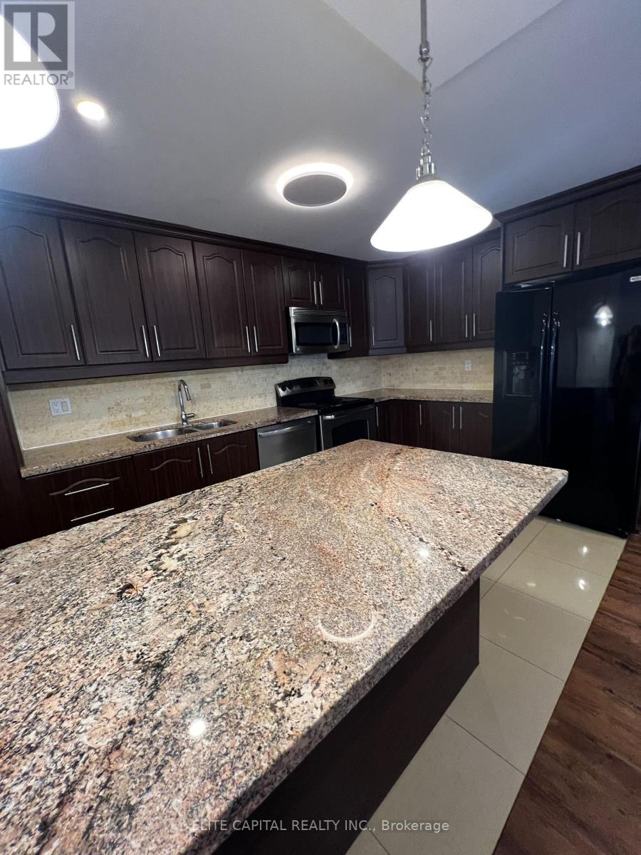 38 Granby Street, Toronto, Ontario  M5B 2J5 - Photo 4 - C12768096