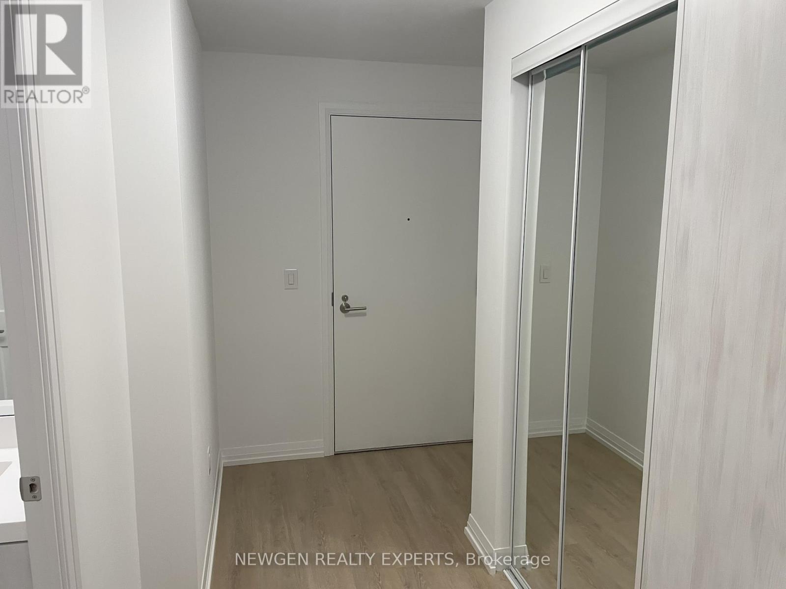 4022 - 28 Widmer Street, Toronto, Ontario  M5V 0T2 - Photo 5 - C12792872