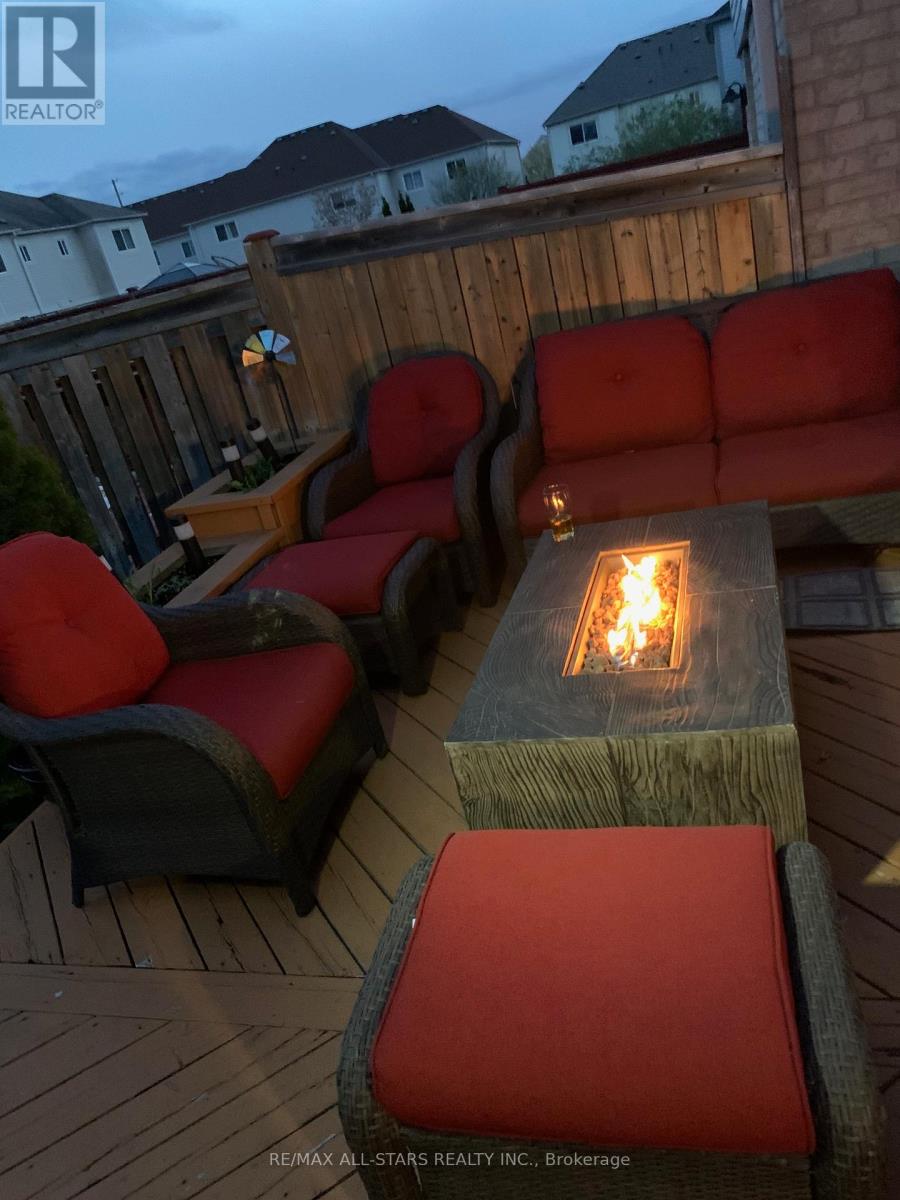 44 Toscana Drive, Whitby, Ontario  L1R 3N6 - Photo 10 - E12799044