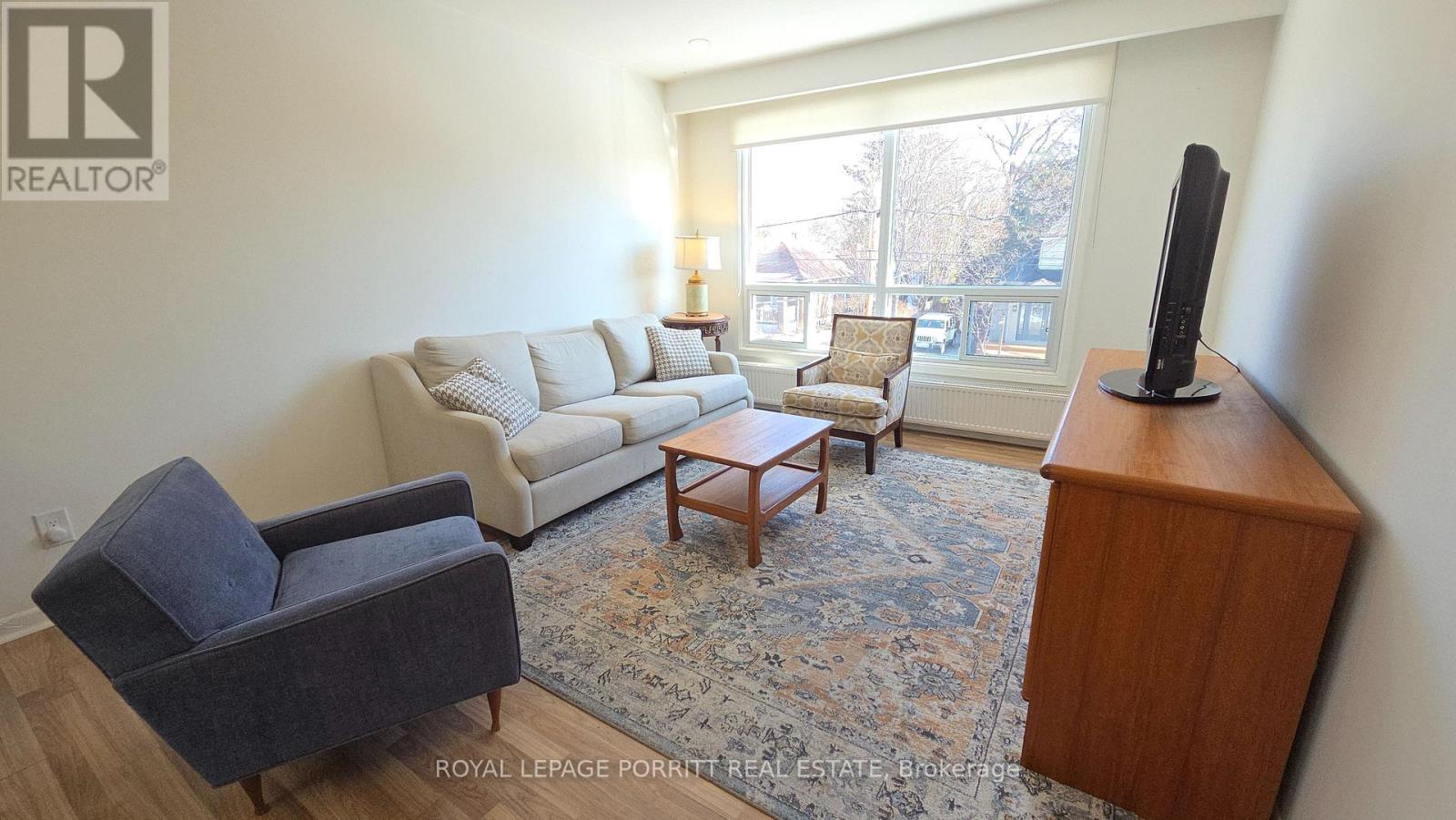 3 - 4 FORTIETH STREET, Toronto, Ontario