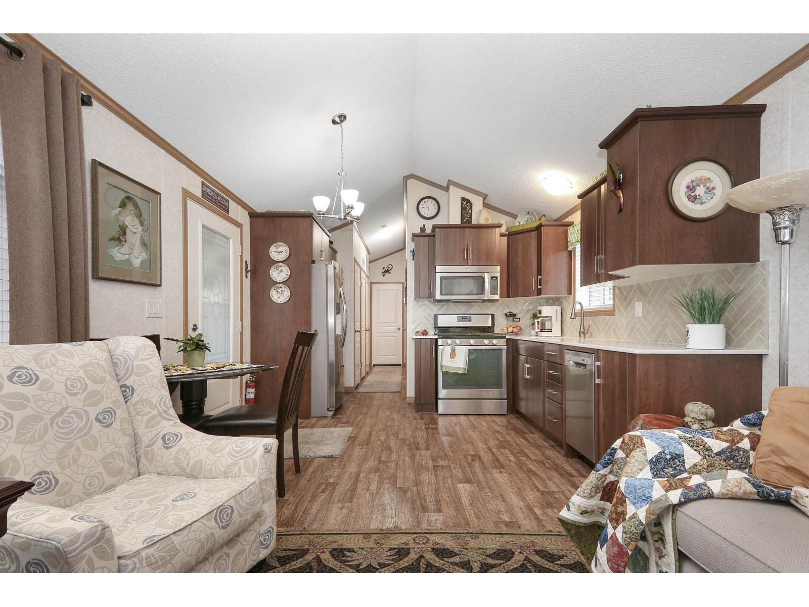 13 53480 Bridal Falls Road, Bridal Falls, Rosedale, British Columbia  V0X 1X1 - Photo 4 - R3095416