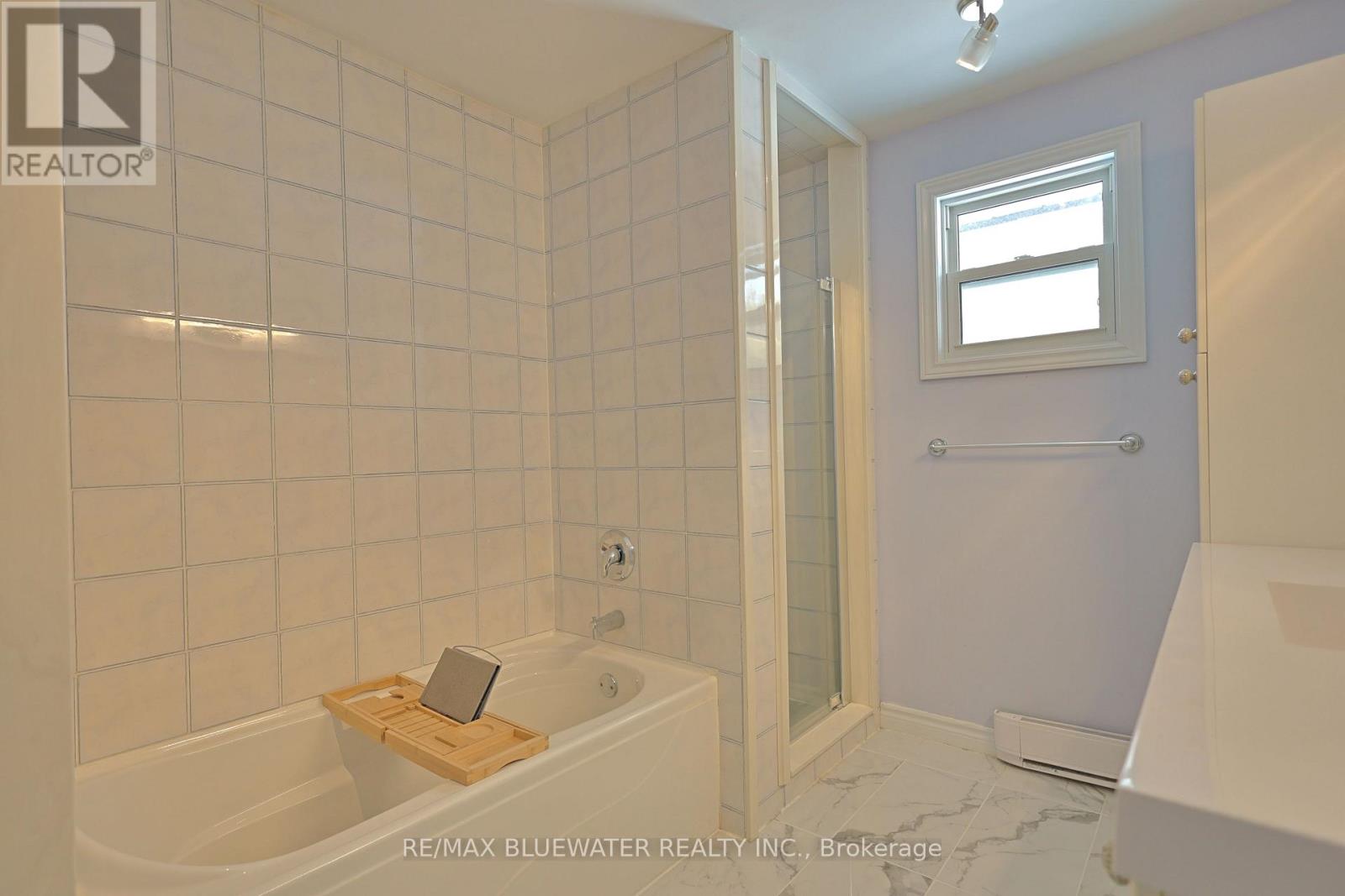 8296 Burwell Road, Lambton Shores, Ontario  N0M 1T0 - Photo 27 - X12844610