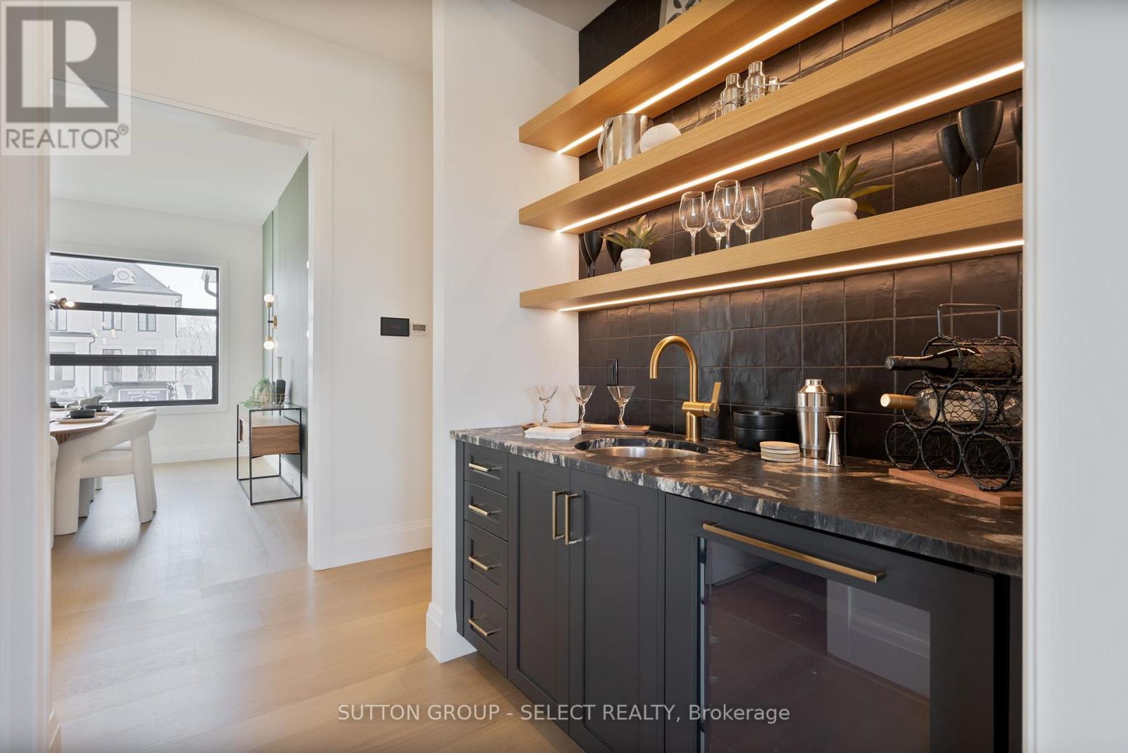 588 Creekview Chase, London North, Ontario  N6G 3X9 - Photo 16 - X12844686