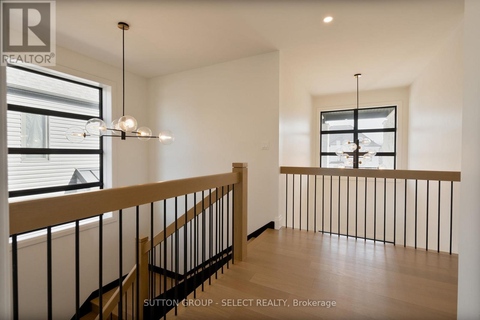 588 Creekview Chase, London North, Ontario  N6G 3X9 - Photo 24 - X12844686