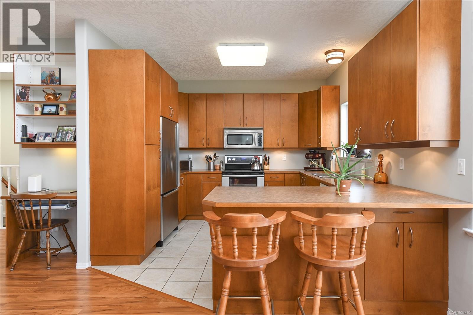 3916 Ronald Ave, Royston, British Columbia  V0R 2V0 - Photo 9 - 1027485