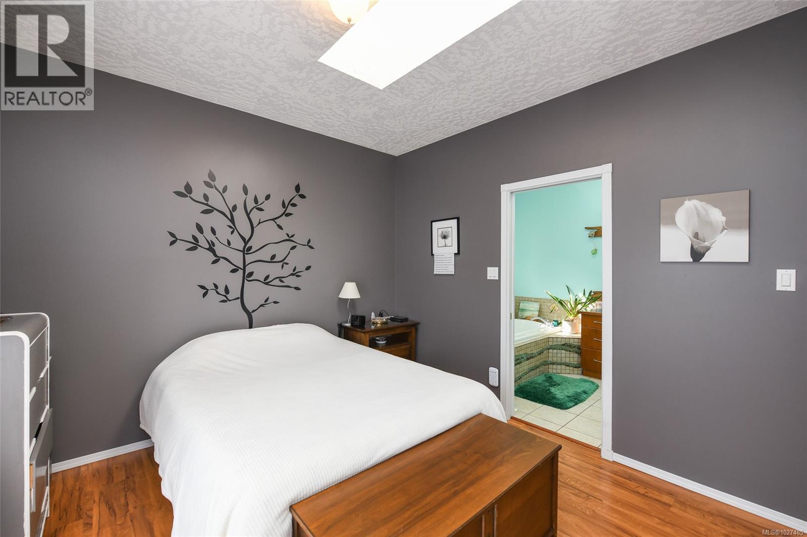 3916 Ronald Ave, Royston, British Columbia  V0R 2V0 - Photo 20 - 1027485