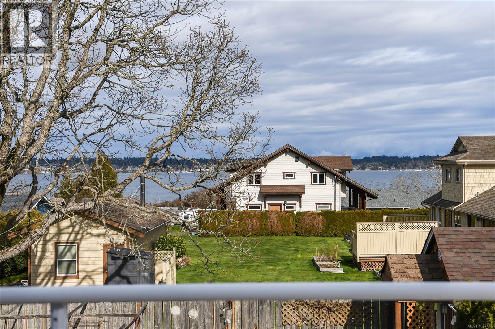 3916 Ronald Ave, Royston, British Columbia  V0R 2V0 - Photo 7 - 1027485