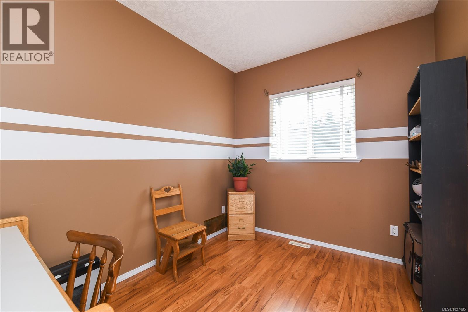 3916 Ronald Ave, Royston, British Columbia  V0R 2V0 - Photo 26 - 1027485