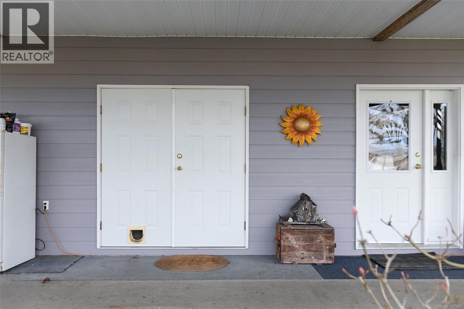 3916 Ronald Ave, Royston, British Columbia  V0R 2V0 - Photo 49 - 1027485