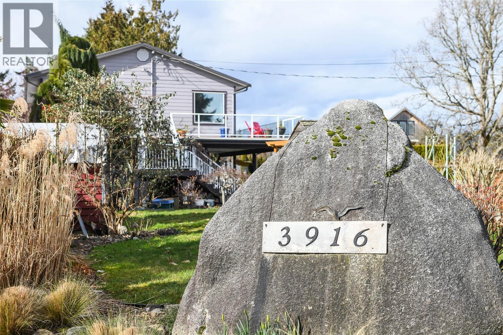 3916 Ronald Ave, Royston, British Columbia  V0R 2V0 - Photo 50 - 1027485