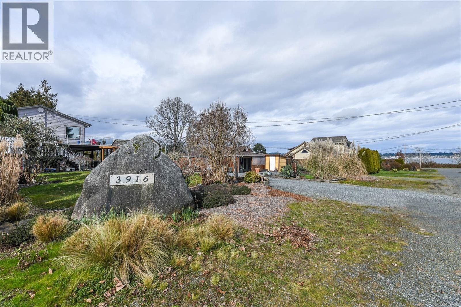 3916 Ronald Ave, Royston, British Columbia  V0R 2V0 - Photo 51 - 1027485