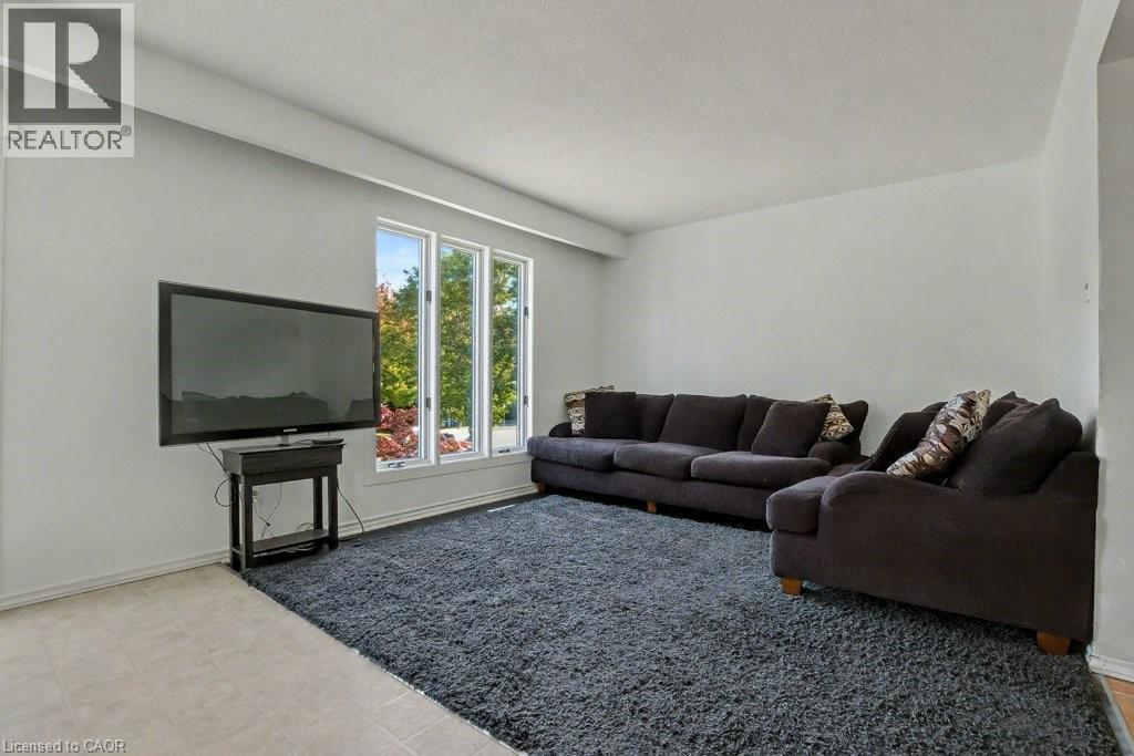 125 Ingleside Drive, Kitchener, Ontario  N2M 2G9 - Photo 5 - 40809429