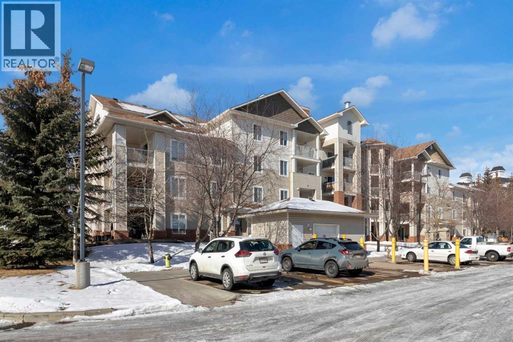 104, 16 Country Village Bay Ne, Calgary, Alberta  T3K 5Y9 - Photo 30 - A2289125