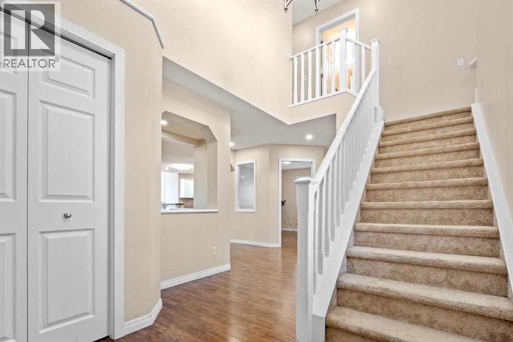 332 Oakmere Way, Chestermere, Alberta  T1X 1N3 - Photo 21 - A2289663