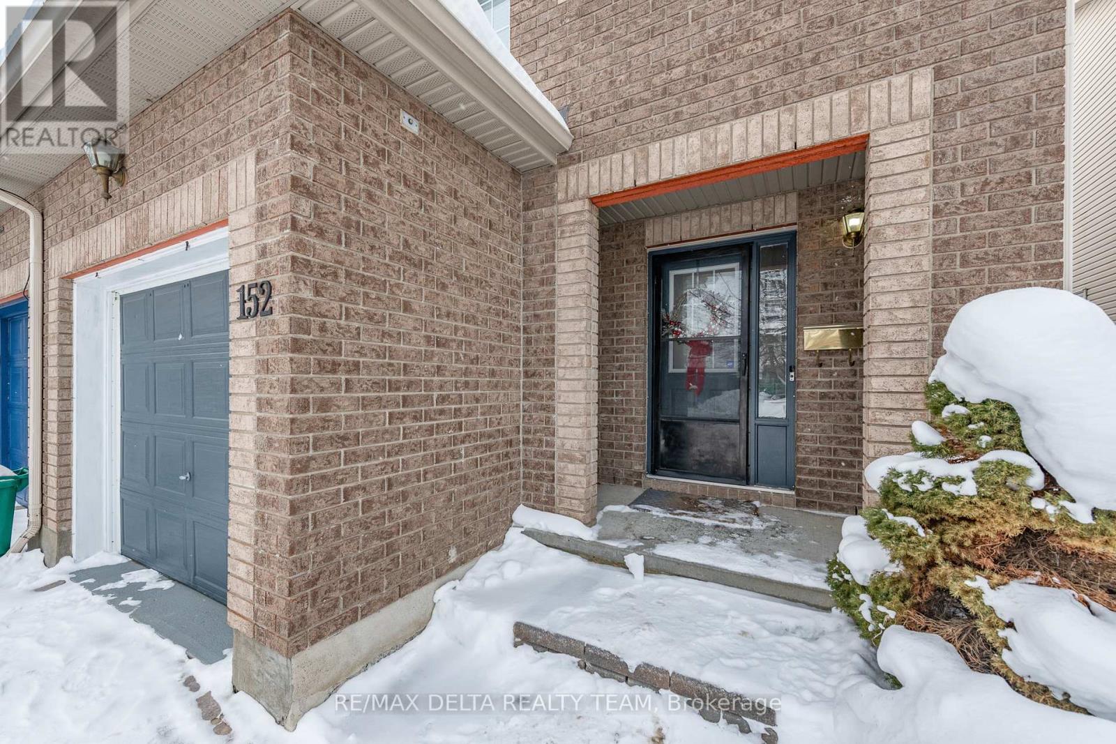 152 Ludlowe Street, Ottawa, Ontario  K4A 5C7 - Photo 3 - X12844608