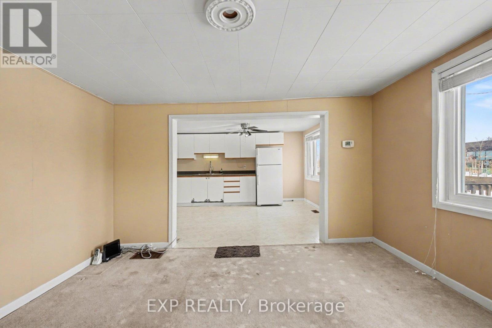 21 Fourth Street, North Stormont, Ontario  K0A 1R0 - Photo 18 - X12844716