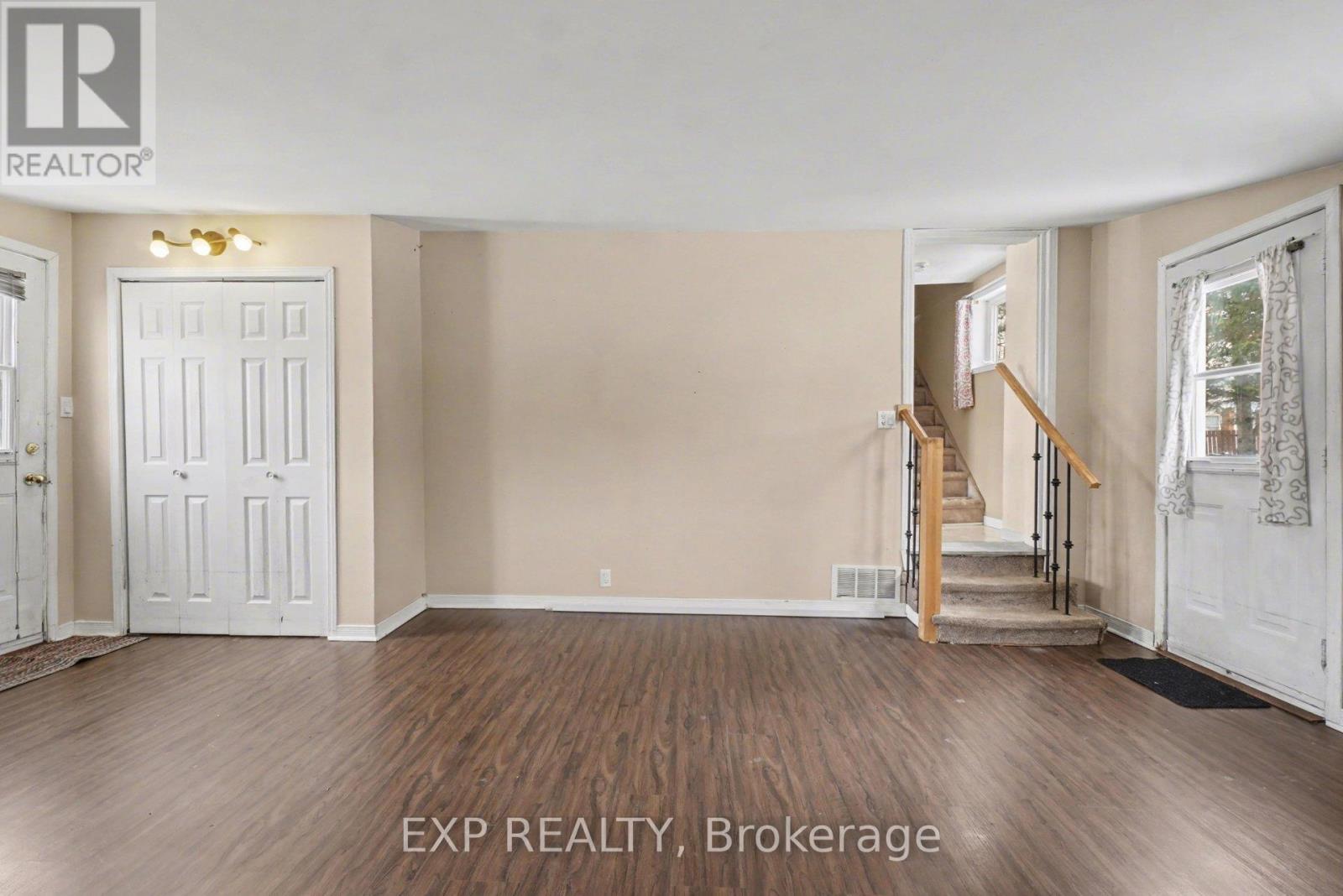 21 Fourth Street, North Stormont, Ontario  K0A 1R0 - Photo 5 - X12844716