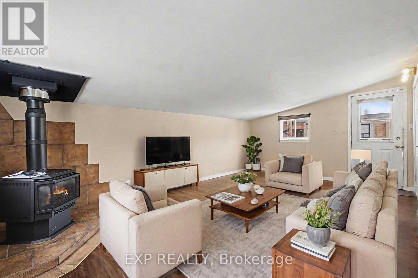 21 Fourth Street, North Stormont, Ontario  K0A 1R0 - Photo 6 - X12844716