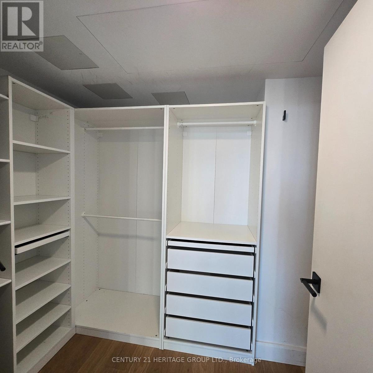 2801 - 200 Cumberland Street, Toronto (Annex), Ontario  M5R 0B7 - Photo 19 - C12844268