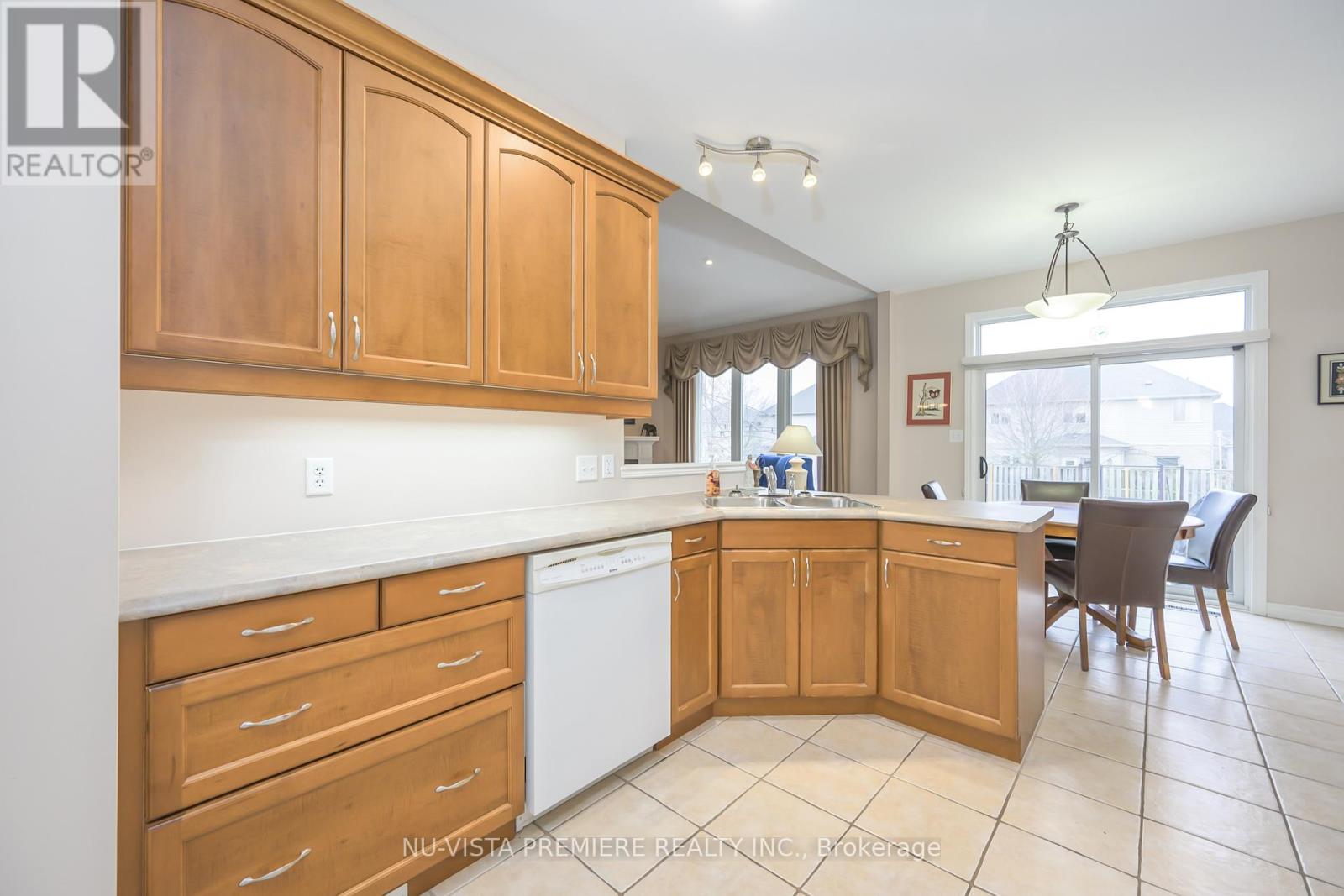 299 Meadowsweet Trail, London North (North B), Ontario  N5X 0A4 - Photo 16 - X12844068