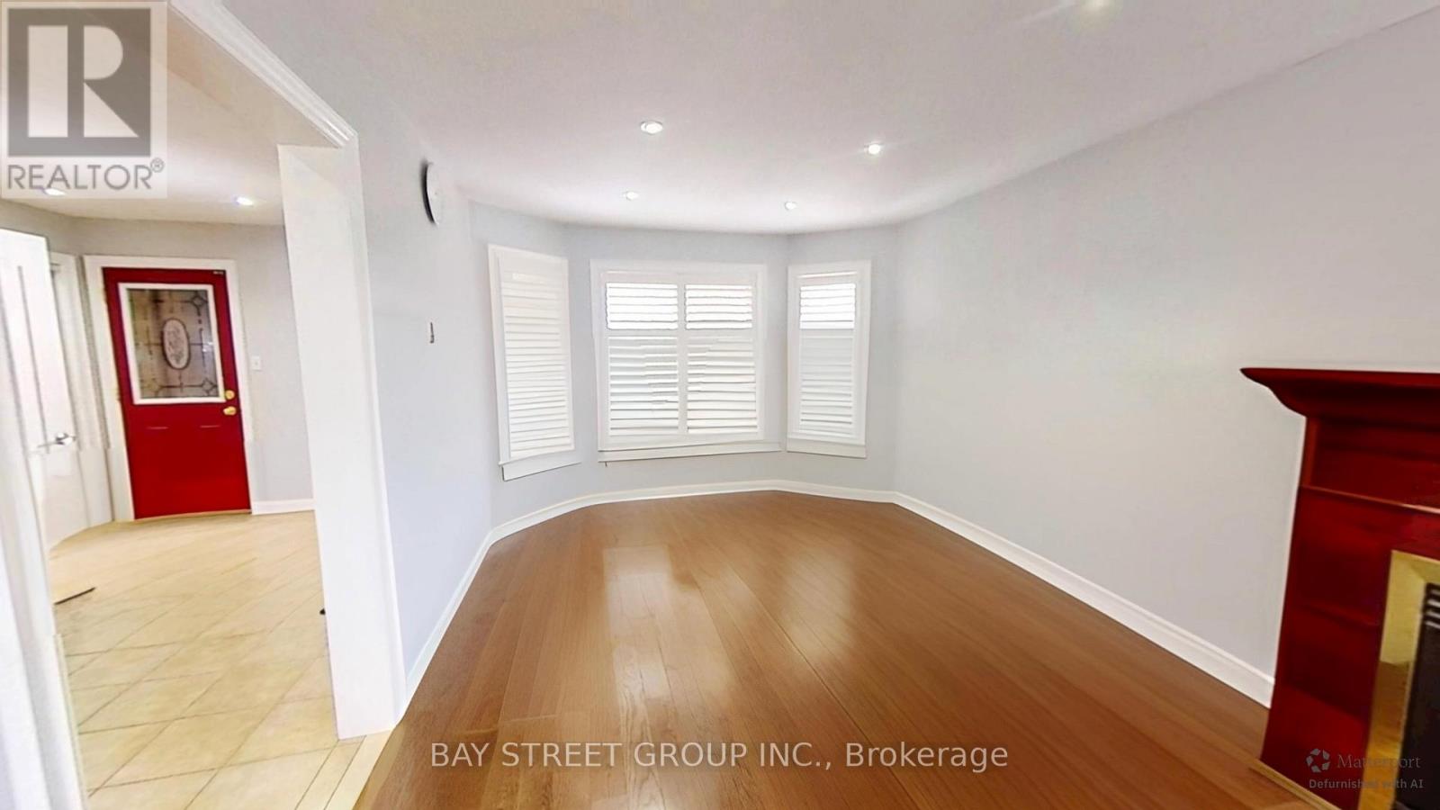 98 Royalpark Way, Vaughan, Ontario  L4H 1J6 - Photo 2 - N12820262