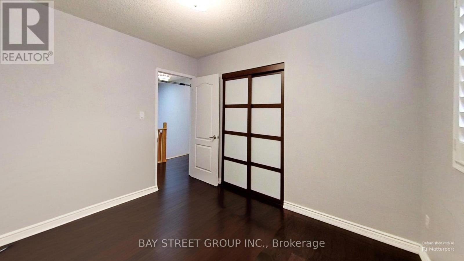 98 Royalpark Way, Vaughan, Ontario  L4H 1J6 - Photo 11 - N12820262