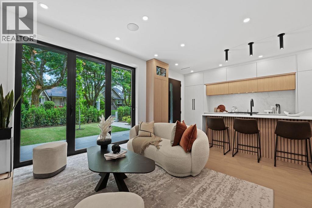 1 3880 W 23RD AVENUE, Vancouver, British Columbia