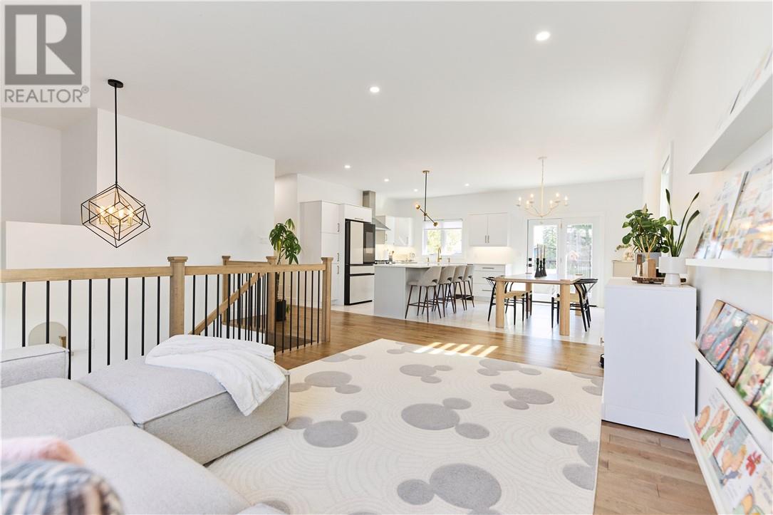 136 Hollybrook, Azilda, Ontario  P0M 1B0 - Photo 12 - 2126667