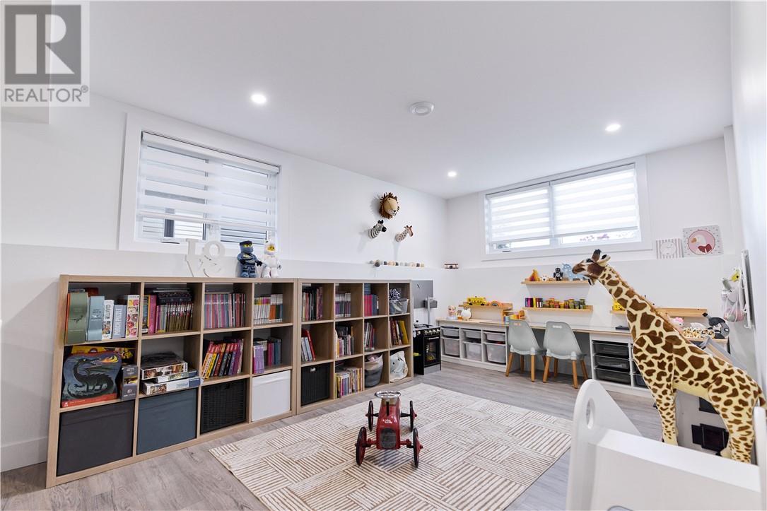 136 Hollybrook, Azilda, Ontario  P0M 1B0 - Photo 39 - 2126667