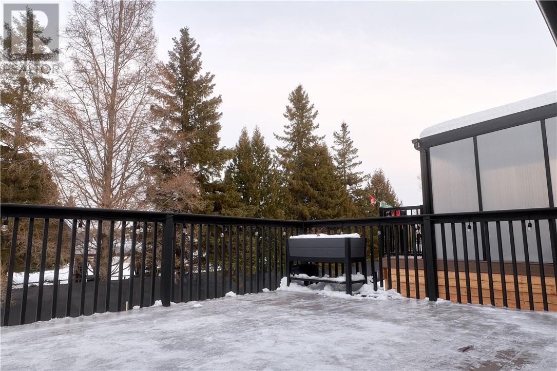 136 Hollybrook, Azilda, Ontario  P0M 1B0 - Photo 3 - 2126667