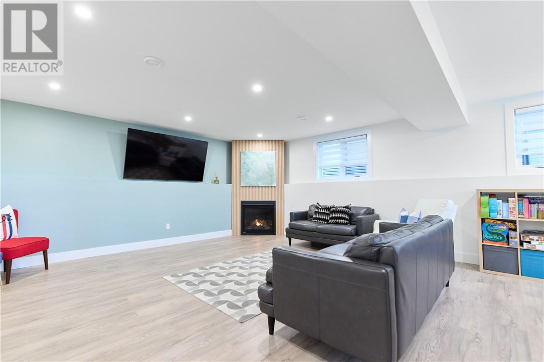 136 Hollybrook, Azilda, Ontario  P0M 1B0 - Photo 36 - 2126667