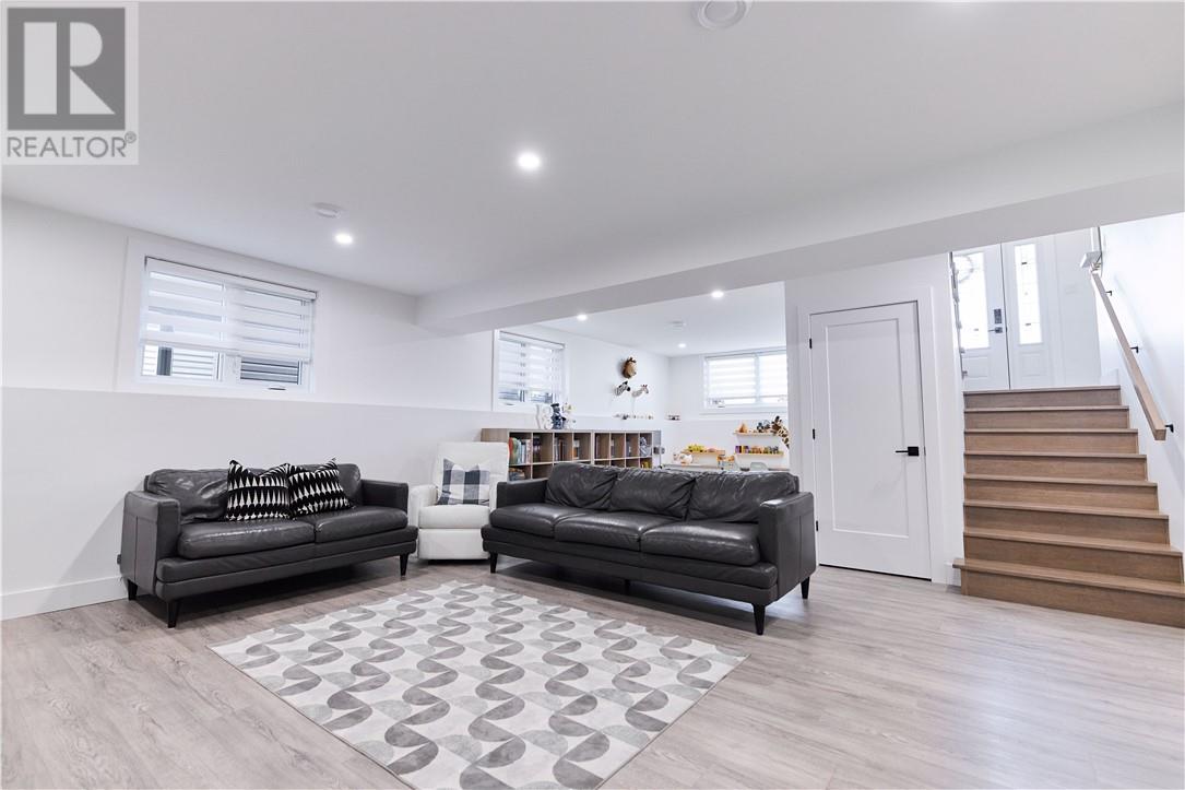 136 Hollybrook, Azilda, Ontario  P0M 1B0 - Photo 37 - 2126667