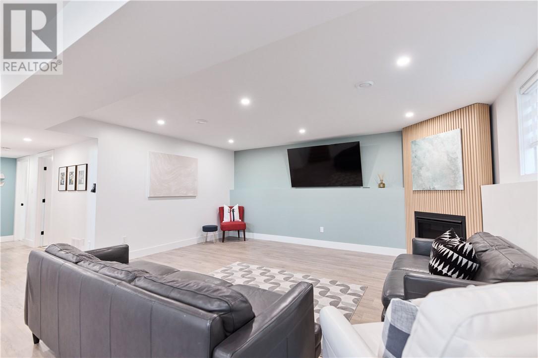 136 Hollybrook, Azilda, Ontario  P0M 1B0 - Photo 41 - 2126667