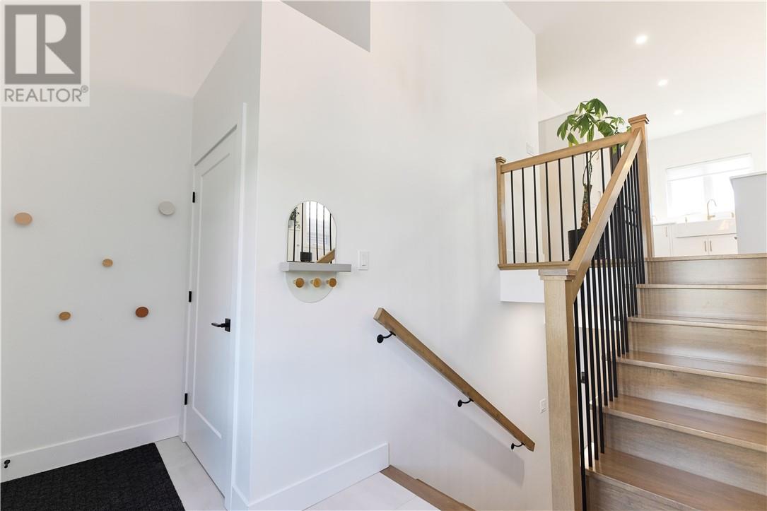 136 Hollybrook, Azilda, Ontario  P0M 1B0 - Photo 6 - 2126667