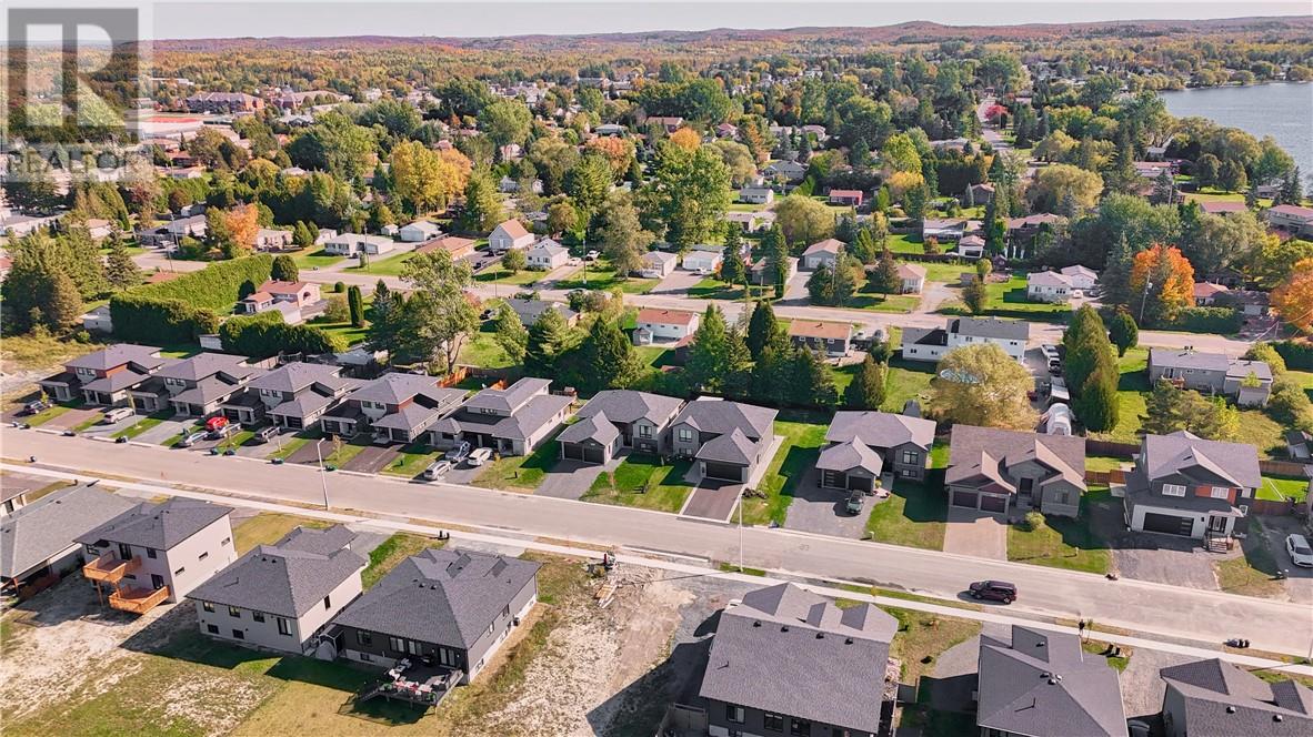 136 Hollybrook, Azilda, Ontario  P0M 1B0 - Photo 57 - 2126667