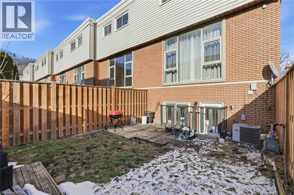 23 Watsons Lane Unit# 43, Dundas, Ontario  L9H 5G9 - Photo 33 - 40806728