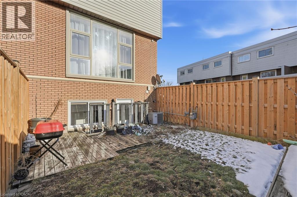 23 Watsons Lane Unit# 43, Dundas, Ontario  L9H 5G9 - Photo 32 - 40806728