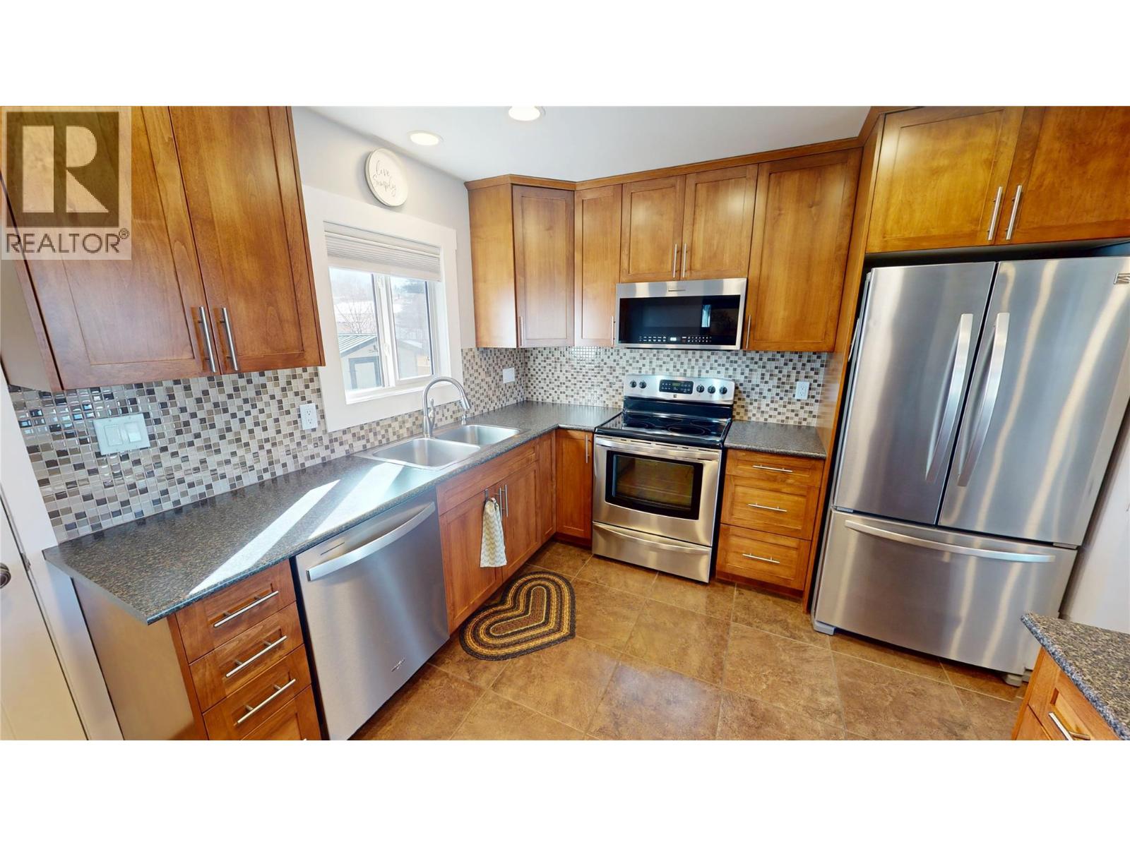 320 22nd Avenue S, Cranbrook, British Columbia  V1C 5K8 - Photo 10 - 10378014