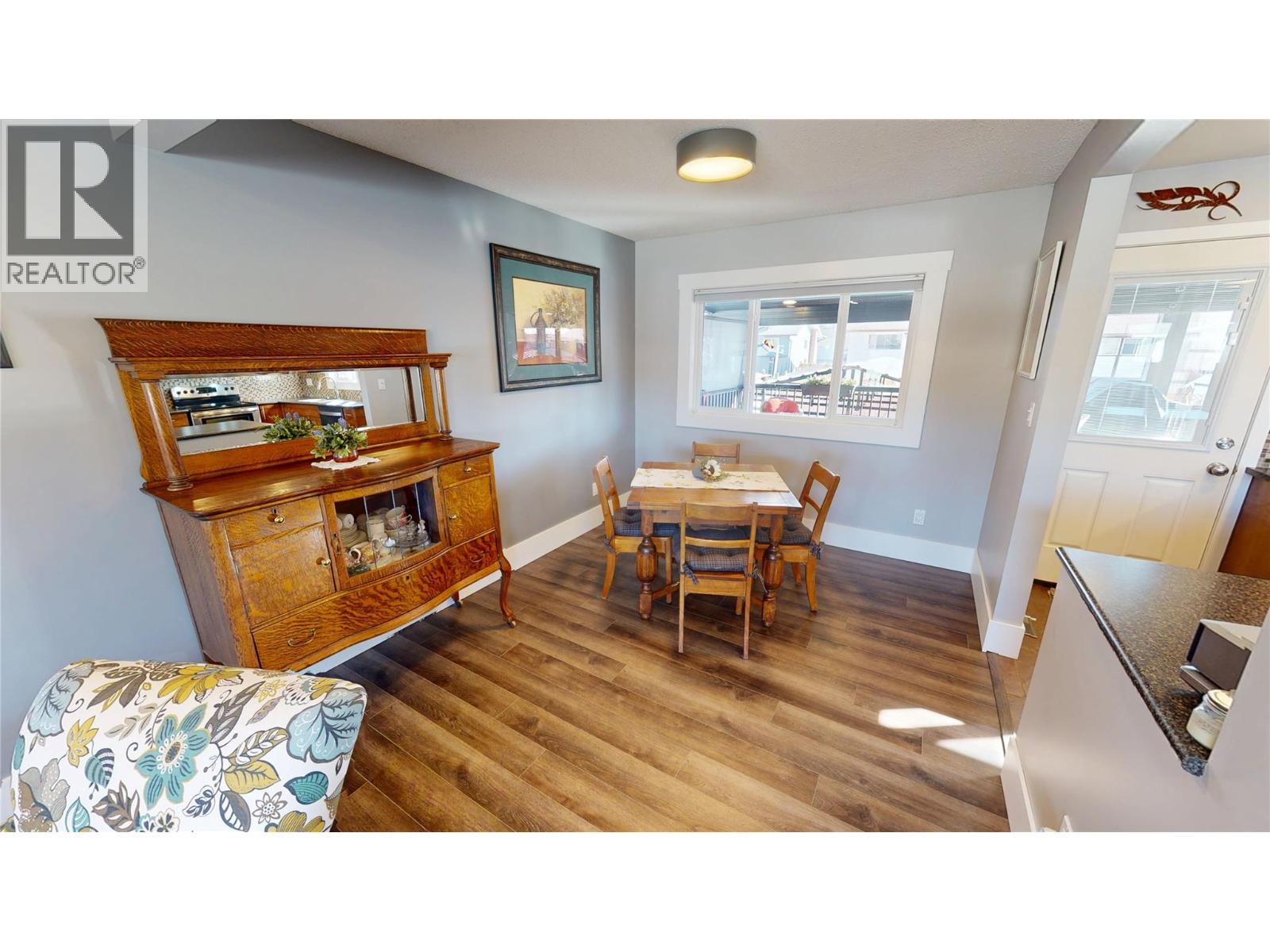 320 22nd Avenue S, Cranbrook, British Columbia  V1C 5K8 - Photo 7 - 10378014