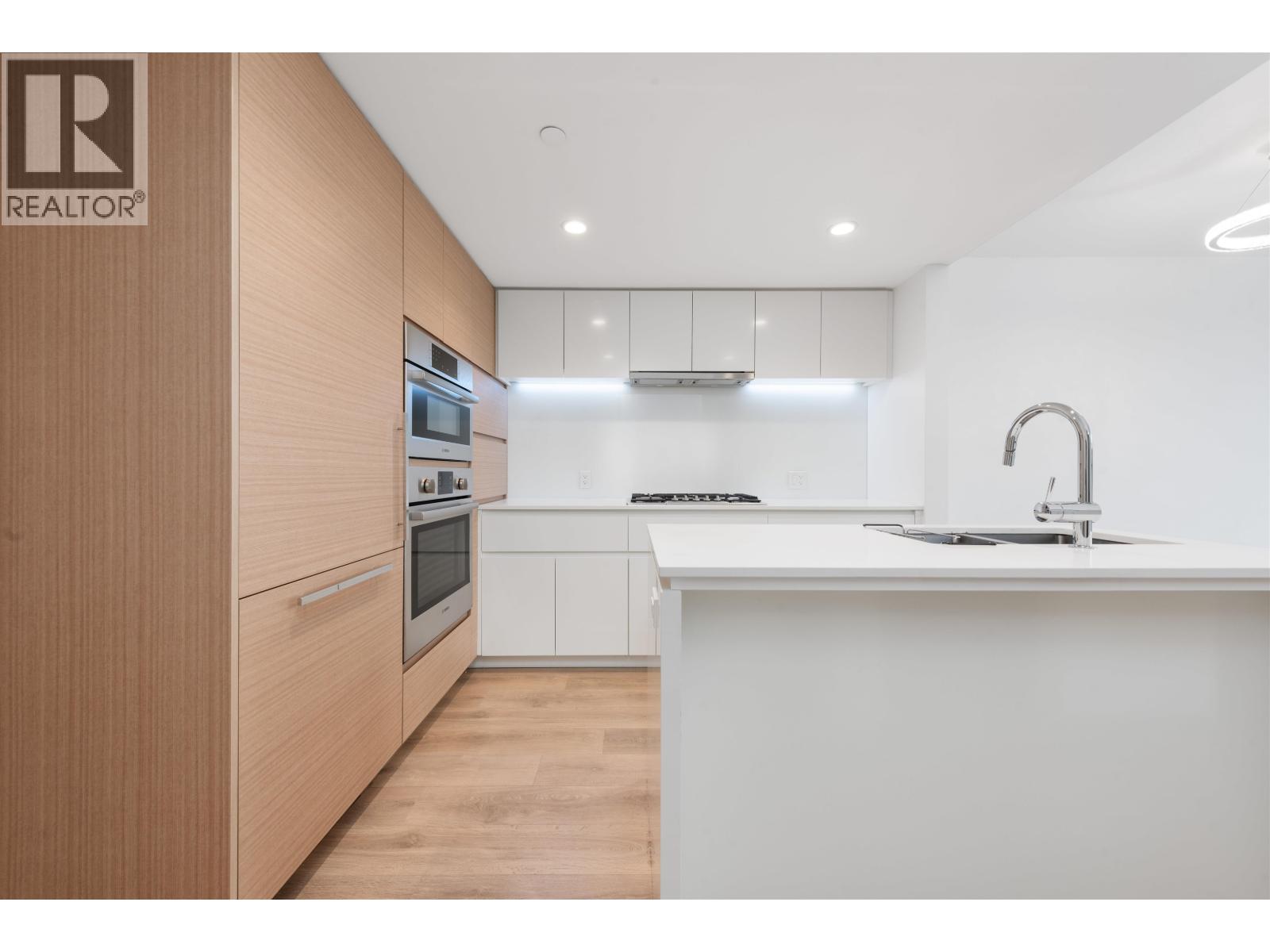 404 6900 Pearson Way, Richmond, British Columbia  V7C 0C9 - Photo 2 - R3095368