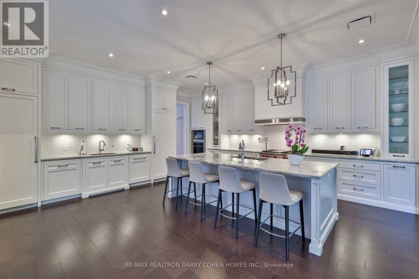 157 Forest Hill Road, Toronto, Ontario  M5P 2N2 - Photo 7 - C12844638