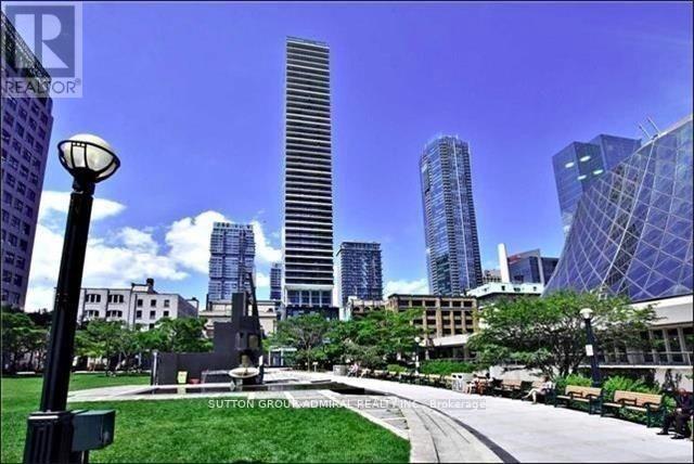 1405 - 224 KING STREET, Toronto, Ontario