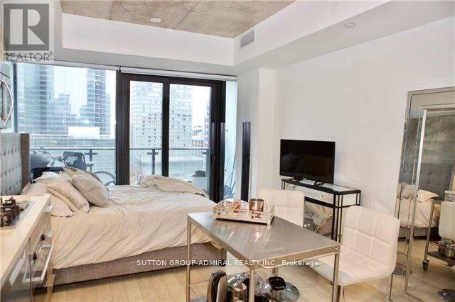 1405 - 224 King Street, Toronto, Ontario  M5V 1H8 - Photo 5 - C12844690