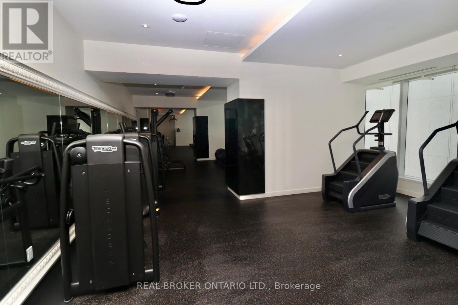 5902 - 197 Yonge Street, Toronto (Church-Yonge Corridor), Ontario  M5B 1M4 - Photo 32 - C12844706