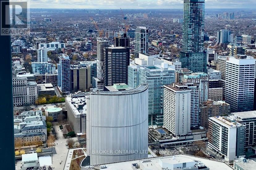 5902 - 197 Yonge Street, Toronto (Church-Yonge Corridor), Ontario  M5B 1M4 - Photo 4 - C12844706